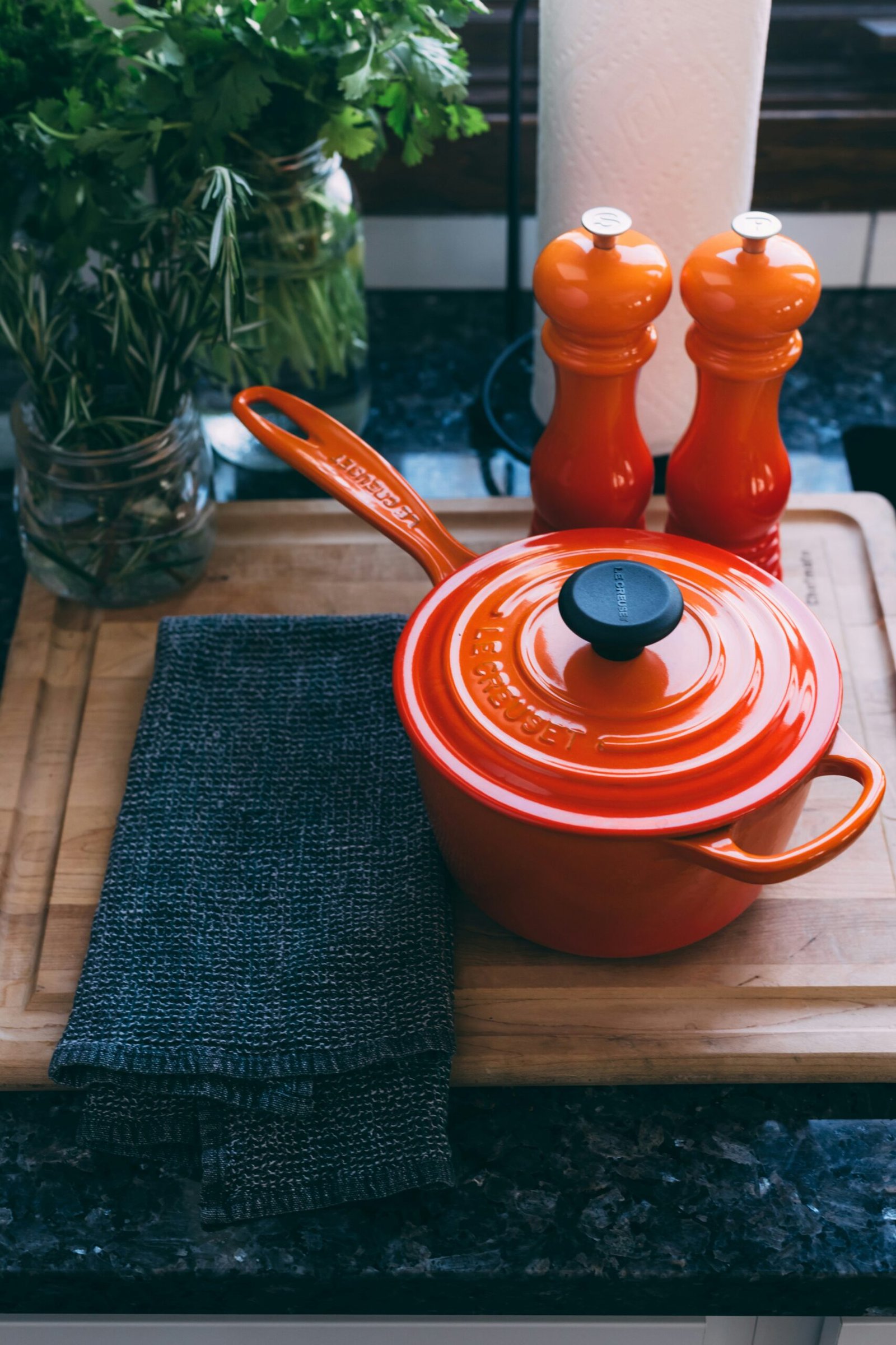 round orange pot